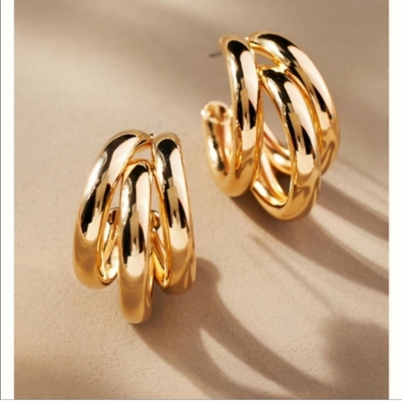 ANTHROPOLOGIE ALEX 14K GOLD TRIPLE RING EARRINGS - Picture 2 of 6